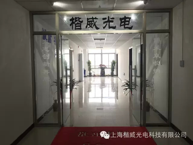 1659325701693376.jpg 2.jpg